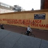 \"Slogan op houten muur bij sloop Marienburg, tegen Amerika en Balkenende.
foto: Gerard Verschooten ? FC\"
