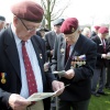 \"Groesbeek, 24-03-2005, Herdenking WO2 op Canadese begraafplaats met (nog) veteranen
foto: Gerard Verschooten ? FC\"