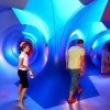 \"Vierdaagsefeesten 2006, Ixilum Luminarium, Waalstrand, Valkhofaffaire Habana wandelen door een luchtkasteel
_\"