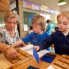 \"opa en omadag op Prins Mauritsschool Zwanenveld, Opa en oma\'s op basisschool omdat zij steeds groetere rol spelen bij opvang kinderen\"