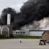 \"Grote brand op het industrieterrein. Bij het bedrijf Kelco BV aan de Winselingseweg brak rond kwart over vier zaterdagmiddag brand uit.
Terrein Vasim\"