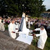 \"Wijchen, mariaprocessie rondom molen met mis\"