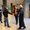 \"Nijmegen, 21-3-2011 . Bezetting Erasmsgebouw RU, Voorlichter Hooglugt en vice-voorzitter van college van bestuur A. Franken komen voor gesprek.\"