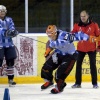 \"Nijmegen, 26-1-2012 . Remo Speijers werkt een training af voor Crashed Ice, een avontuurlijke sport op schaatsen. Oud-schaatsers Falko Zandstra en Ab Krook trainen hem. Erwin Wennemars ook erbij.\"